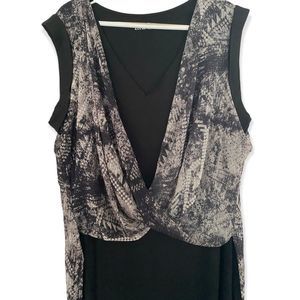 2/$30🌻 mblm Sleeveless Hip Length Blouse